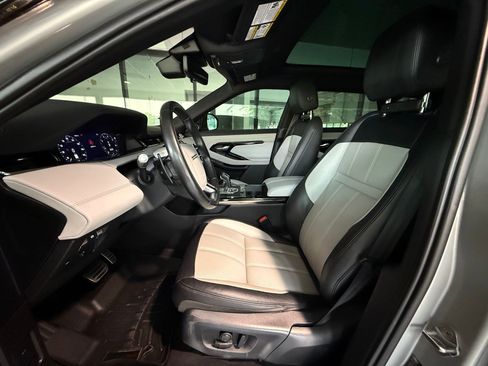 Used 2020 Land Rover Range Rover Evoque First Edition AWD/4WD image 6