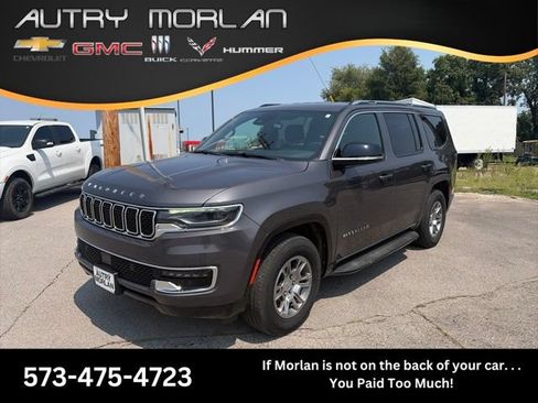Used 2023 Jeep Wagoneer 4WD image 1