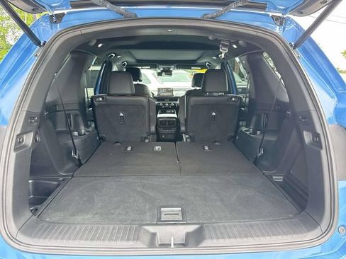 Certified 2025 Honda Pilot TrailSport image 8