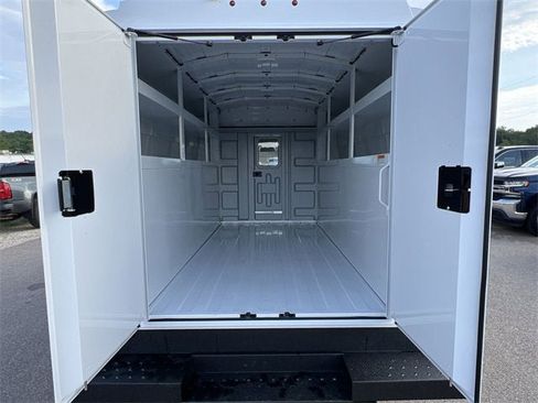 New 2025 GMC Savana 3500 w/ Power Convenience Package image 23