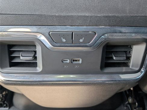 Used 2024 Chevrolet Silverado 1500 High Country w/ High Country Premium Package image 16