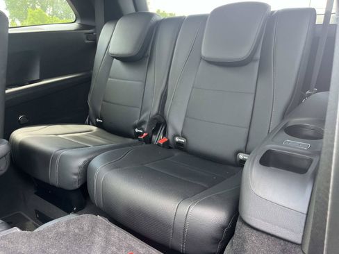 Certified 2023 Mercedes-Benz GLS 450 4MATIC image 19