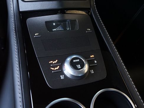 Used 2012 Aston Martin Rapide RWD image 19