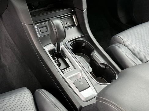 Used 2023 Subaru Ascent Limited AWD/4WD image 19