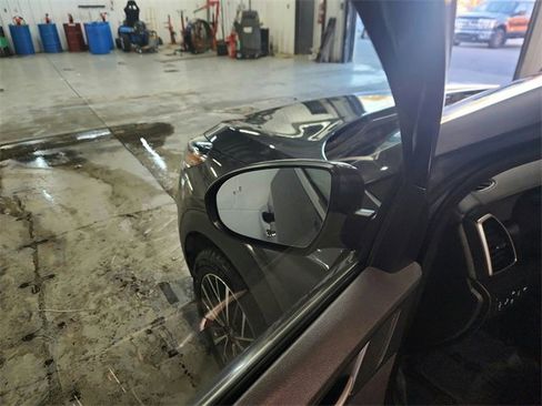 Used 2019 Hyundai Tucson Limited image 9