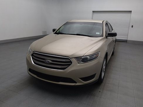 Used 2018 Ford Taurus SE FWD image 15