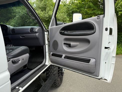 Used 2001 Dodge Ram 3500 Truck 4x4 Quad Cab image 54