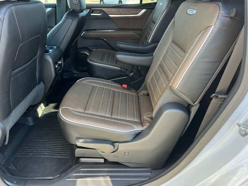 New 2026 GMC Acadia Denali Ultimate AWD/4WD image 23