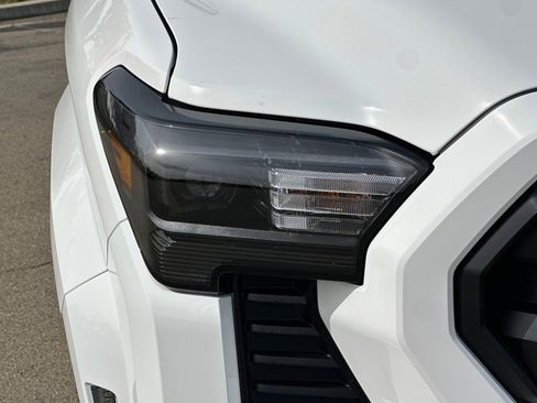 Used 2025 Toyota Tacoma SR5 image 46