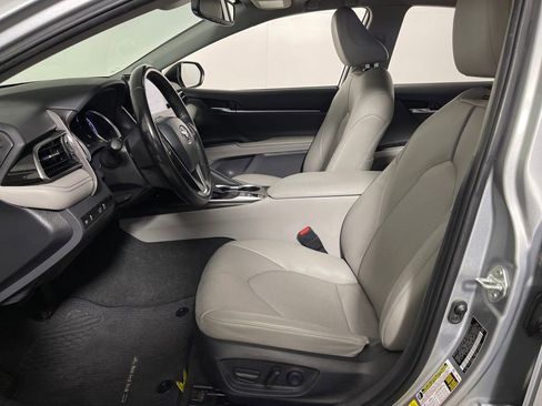 Certified 2022 Toyota Camry XLE image 12