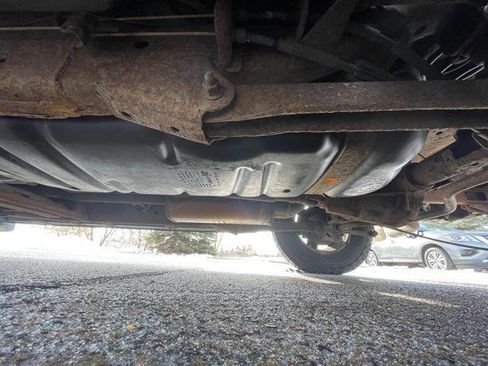 Used 2004 GMC Yukon XL SLT w/ Preferred Equipment Group image 17