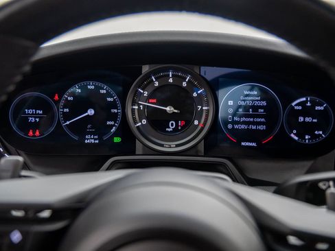 Certified 2022 Porsche 911 Carrera 4S AWD/4WD image 23