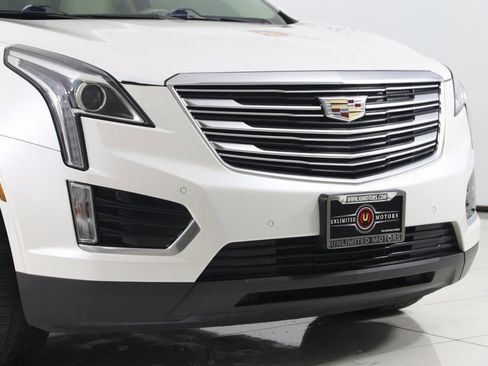Used 2017 Cadillac XT5 Luxury w/ Driver Awareness Package image 37