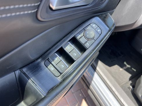 Used 2023 Nissan Rogue SL w/ SL Premium Package FWD image 15