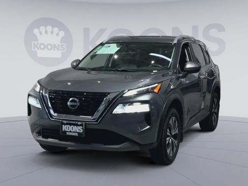 Used 2023 Nissan Rogue SV w/ SV Premium Package image 5