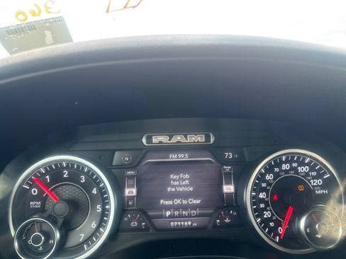Used 2019 RAM 1500 Big Horn RWD image 43
