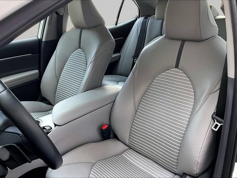 Certified 2024 Toyota Camry SE FWD image 23
