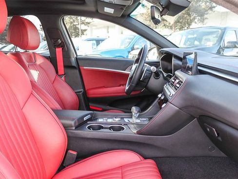 Used 2025 Genesis G70 3.3T Advanced image 21