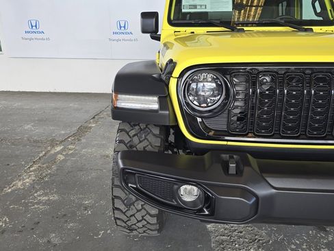 Used 2024 Jeep Wrangler Willys image 46
