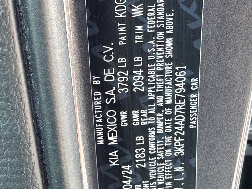 Used 2024 Kia Forte LXS FWD image 30