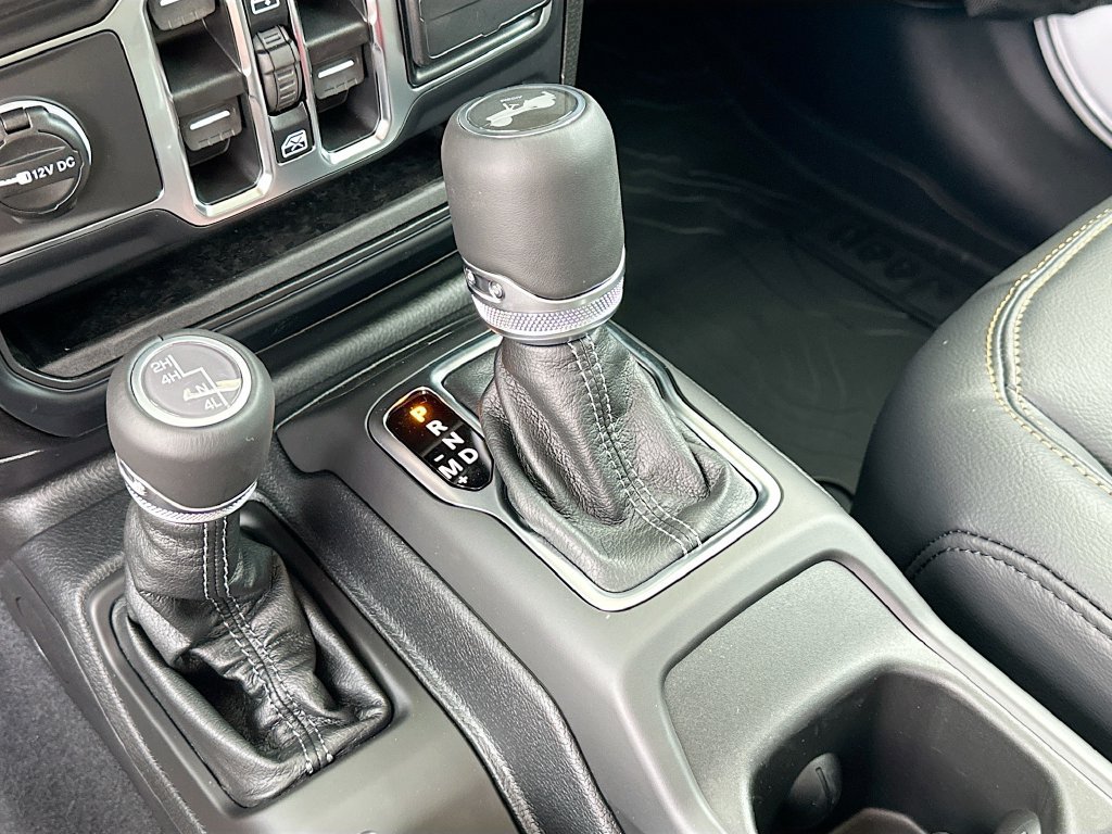 New 2026 Jeep Wrangler Unlimited Sahara AWD/4WD image 20