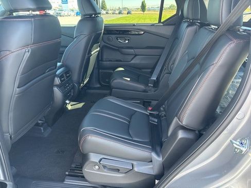 New 2025 Honda Pilot TrailSport image 11