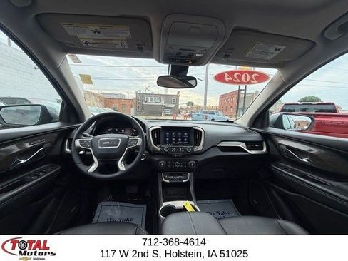 Certified 2024 GMC Terrain Denali w/ Denali Premium Package AWD/4WD image 16