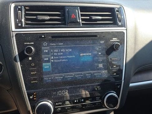 Used 2018 Subaru Outback 2.5i Limited image 10