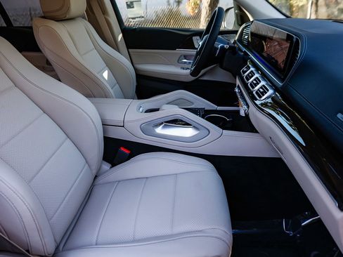 New 2026 Mercedes-Benz GLE 450 4MATIC image 17