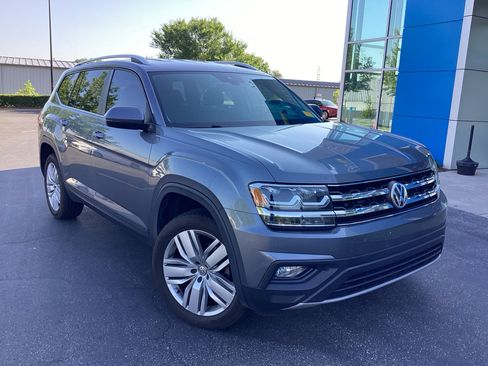 Used 2019 Volkswagen Atlas SE w/ Towing Package FWD image 1