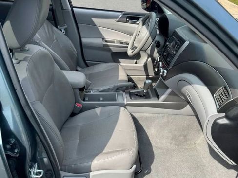 Used 2010 Subaru Forester 2.5X Limited image 14