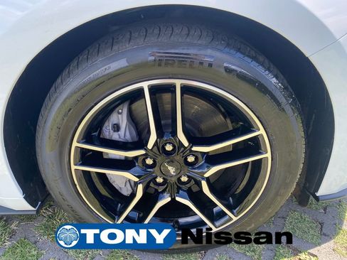Used 2022 Ford Mustang GT Premium w/ Ford Safe & Smart Package RWD image 25