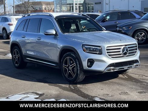 New 2026 Mercedes-Benz GLB 250 4MATIC image 8