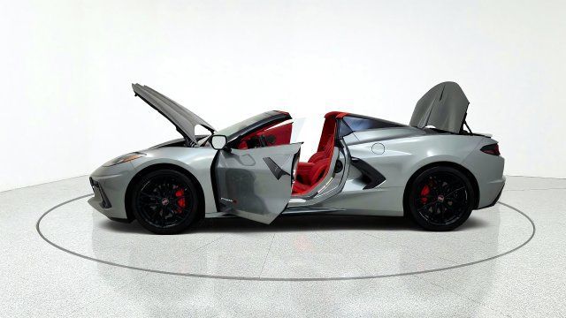 Used 2024 Chevrolet Corvette Stingray Premium Conv RWD image 14