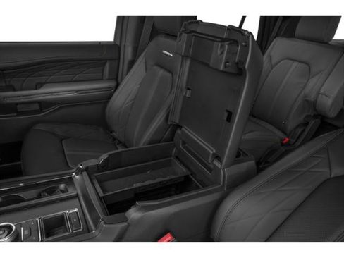 Used 2024 Ford Expedition Platinum AWD/4WD image 14