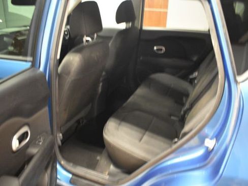 Used 2017 Kia Soul + w/ Designer's Package FWD image 12