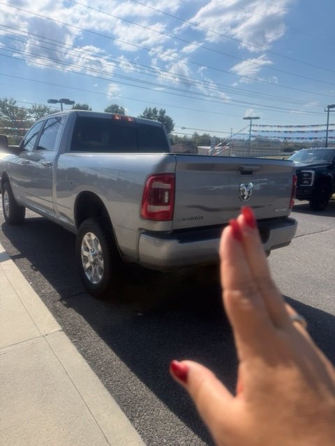 Used 2023 RAM 2500 Laramie AWD/4WD image 12