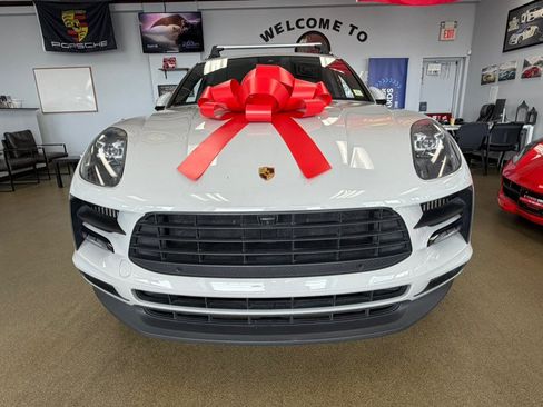 Used 2021 Porsche Macan S AWD/4WD image 11