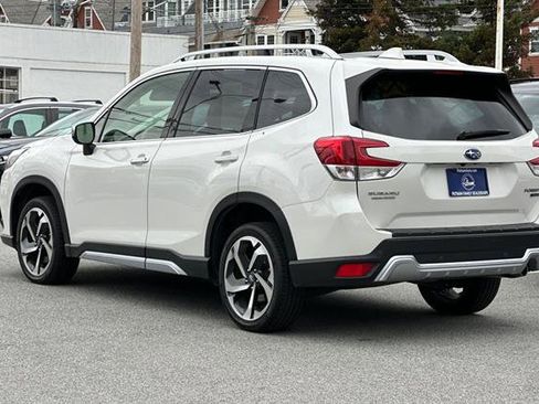 Used 2023 Subaru Forester Touring image 5