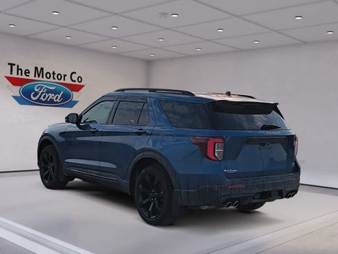 Certified 2023 Ford Explorer ST w/ Equipment Group 401A image 7