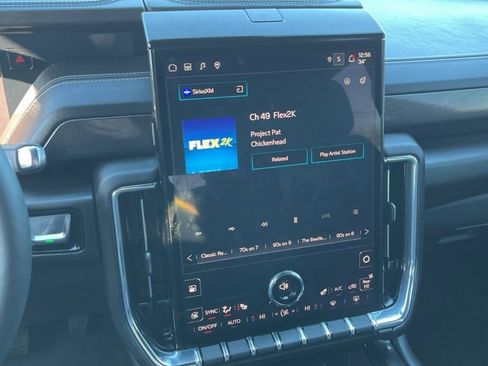 Used 2025 GMC Yukon Elevation w/ Technology Package image 21