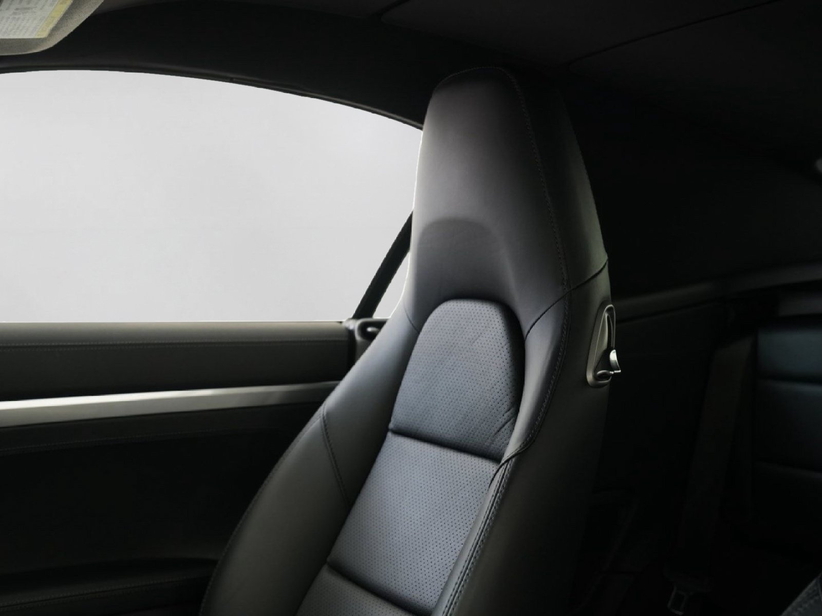 Used 2018 Porsche 911 Turbo AWD/4WD image 9