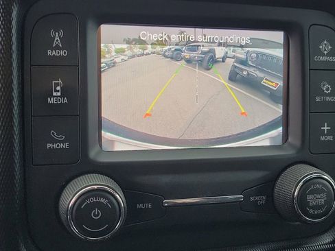 Certified 2020 Jeep Wrangler Unlimited Freedom Edition image 11