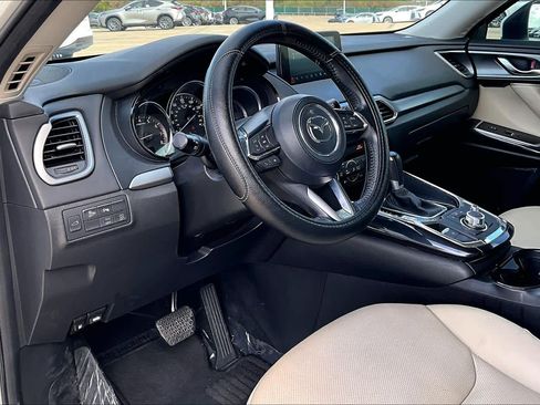 Used 2017 MAZDA CX-9 Touring image 16