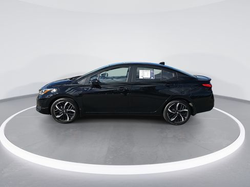 Used 2025 Nissan Versa SR w/ Trunk Package image 6