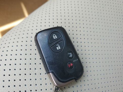 Used 2011 Lexus ES 350 FWD image 29