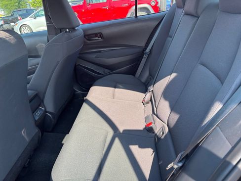 Used 2025 Toyota Corolla LE FWD image 23
