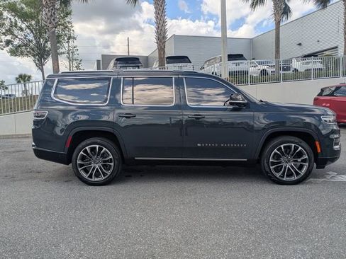 Used 2023 Jeep Grand Wagoneer Series III image 4