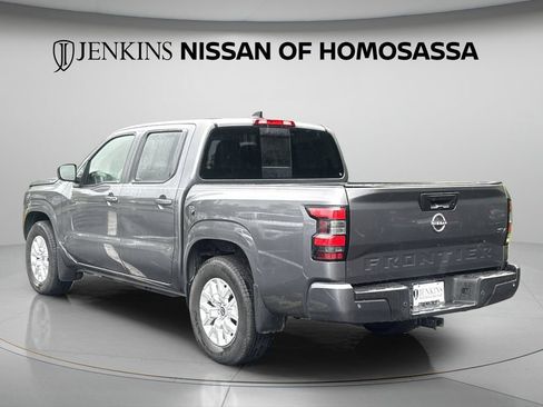 Certified 2023 Nissan Frontier SV w/ SV Convenience Package RWD image 11