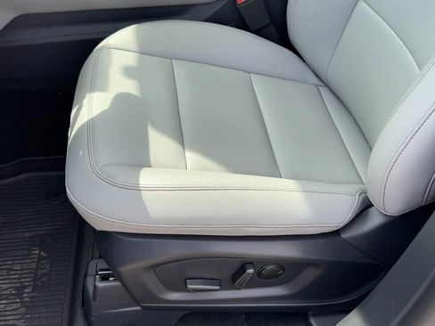 New 2026 Ford Explorer Active image 17